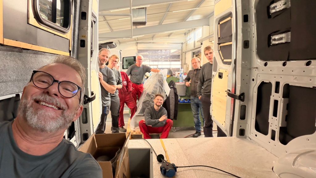 Unsere Branche entwickelt sich rasant – und wir leisten mit unseren innovativen Lösungen unseren Beitrag dazu. Damit unsere Mitarbeitenden Sie immer kompetent und individuell beraten können, schulen wir sie laufend.