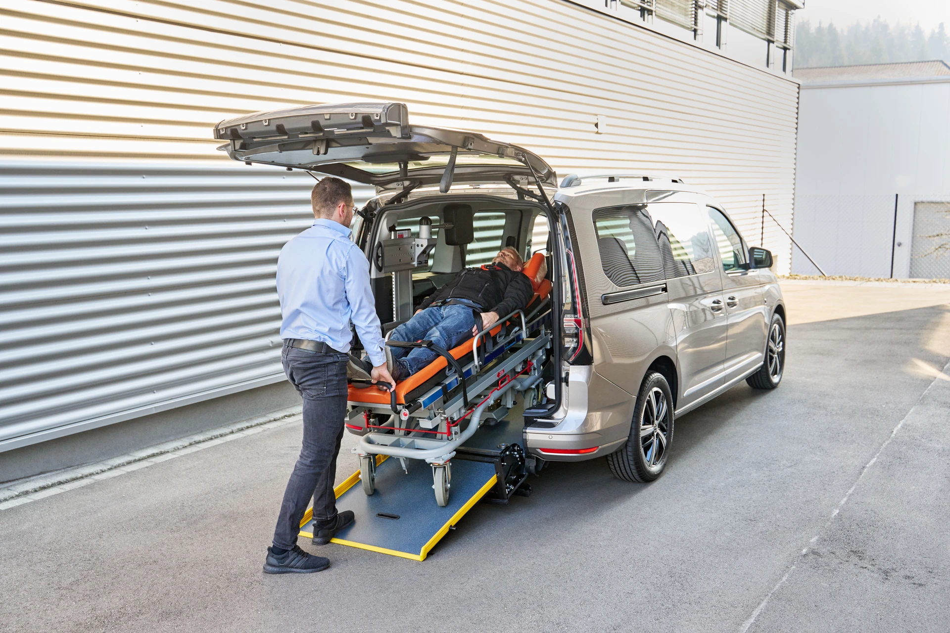 Waldspurger_AG_Demofahrzeuge_VW Caddy Maxi_nn